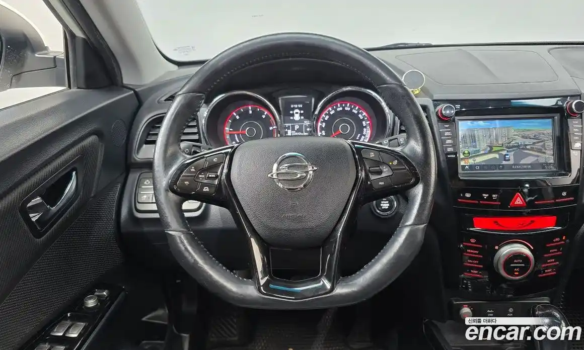 SsangYong TIBOLI 2016 1.6 автомат (гидро), фото 13