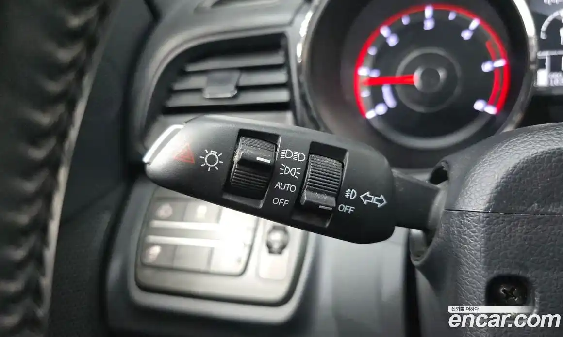 SsangYong TIBOLI 2016 1.6 автомат (гидро), фото 17