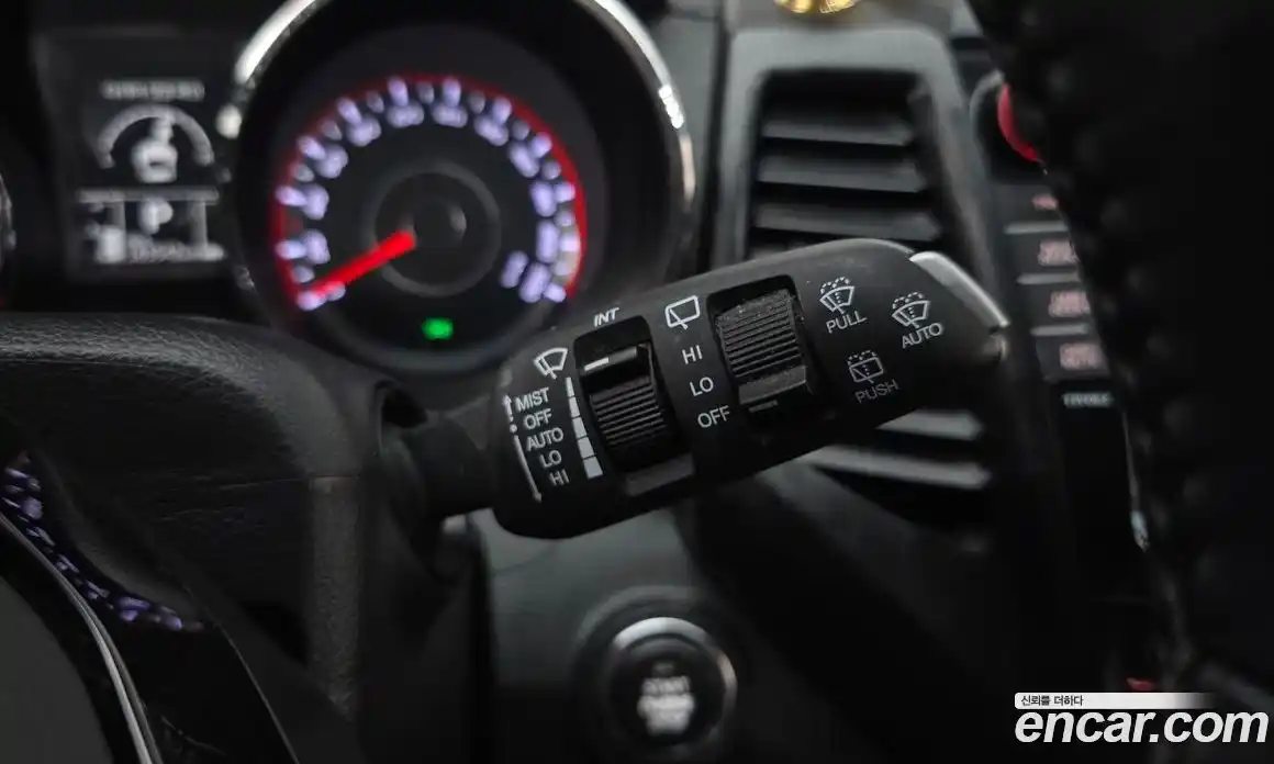 SsangYong TIBOLI 2016 1.6 автомат (гидро), фото 18