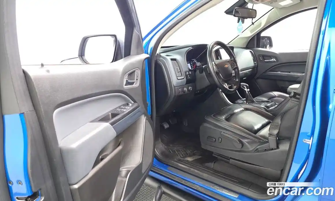 Chevrolet Colorado 2022 3.6 автомат (гидро), фото 13