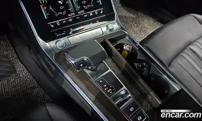 Audi A6 2020 2.0 автомат (гидро), миниатюра 12