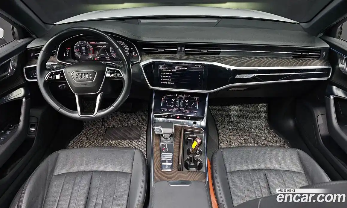 Audi A6 2020 2.0 автомат (гидро), фото 10