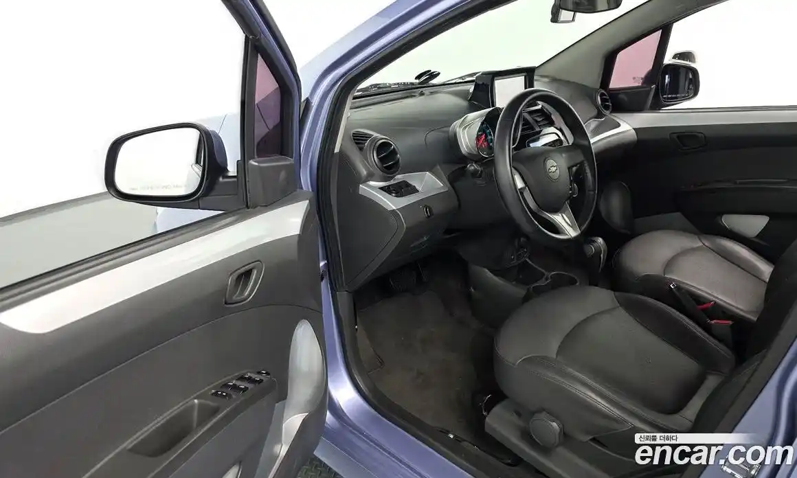 Chevrolet Spark 2015 1.0 автомат (гидро), фото 13