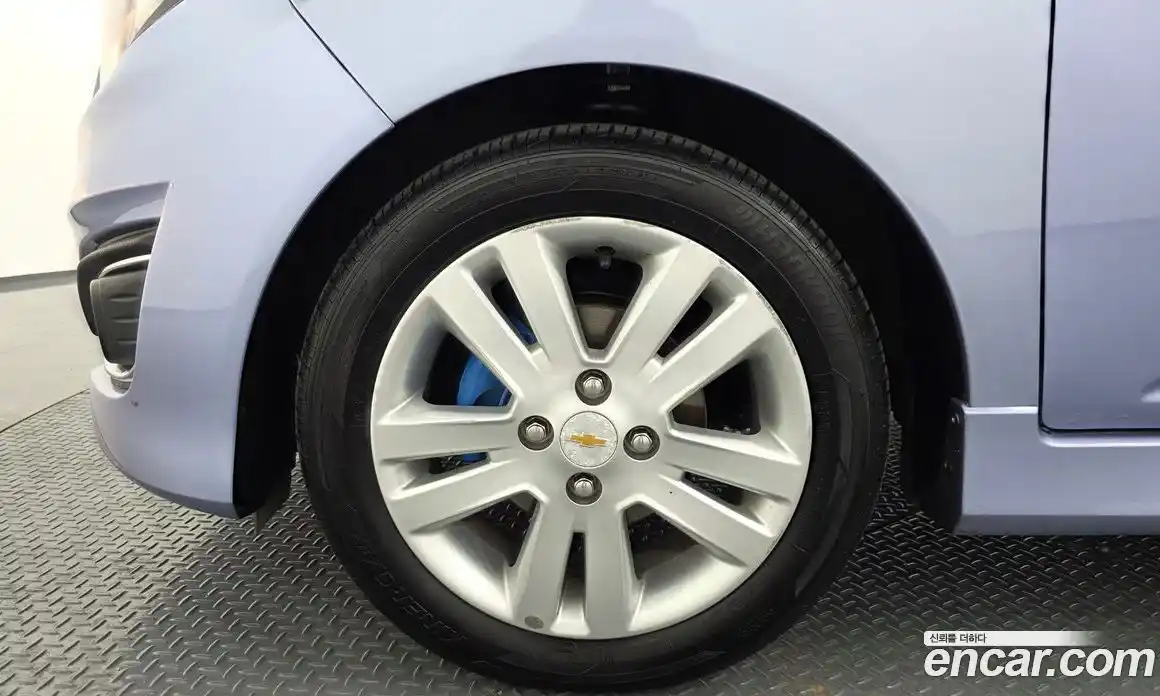 Chevrolet Spark 2015 1.0 автомат (гидро), фото 5