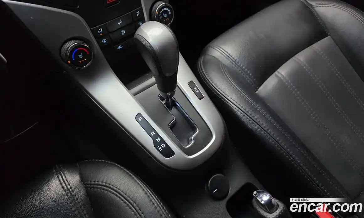 Chevrolet Cruze 2015 1.8 автомат (гидро), фото 9