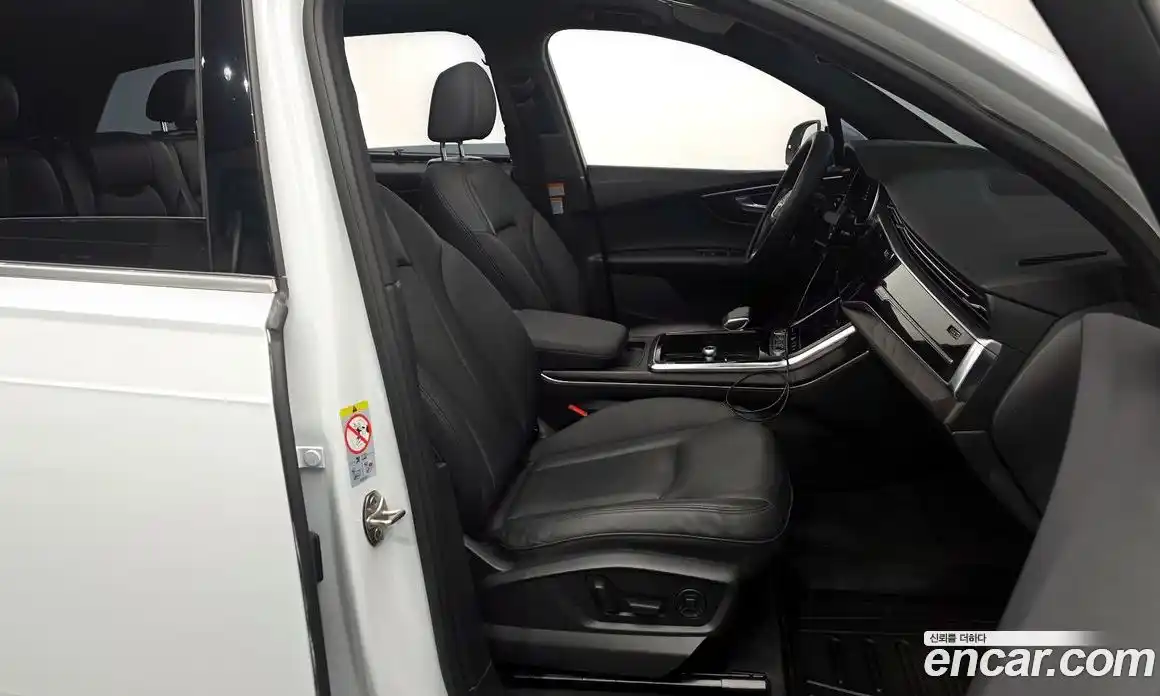 Audi Q7 2021 3.0 автомат (гидро), фото 16