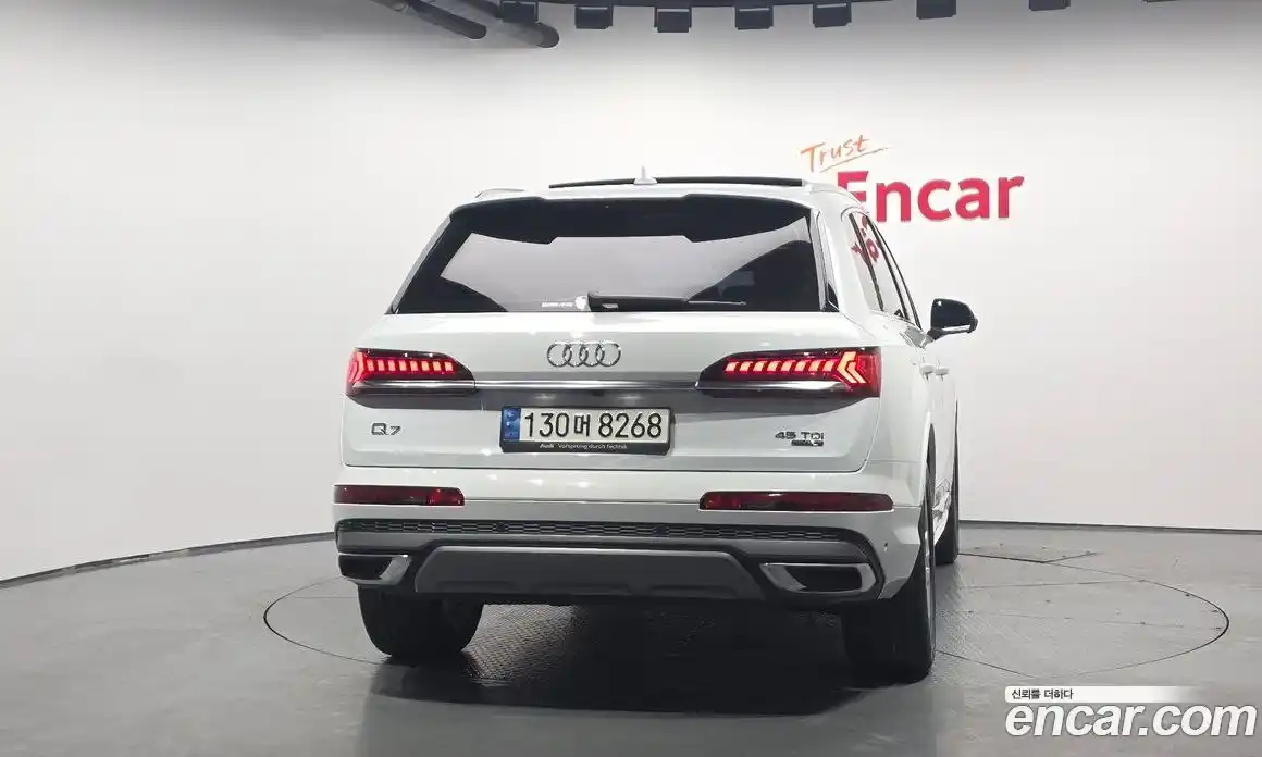 Audi Q7 2021 3.0 автомат (гидро), фото 4