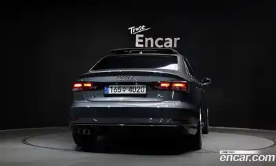 Audi A3 2018 2.0 автомат (гидро), миниатюра 4