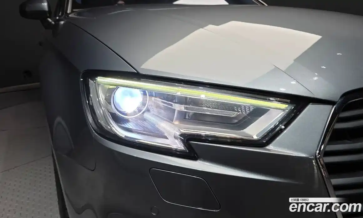 Audi A3 2018 2.0 автомат (гидро), фото 8