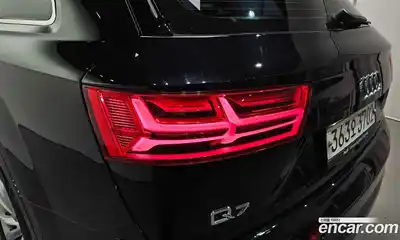Audi Q7 2019 2.0 автомат (гидро), миниатюра 9