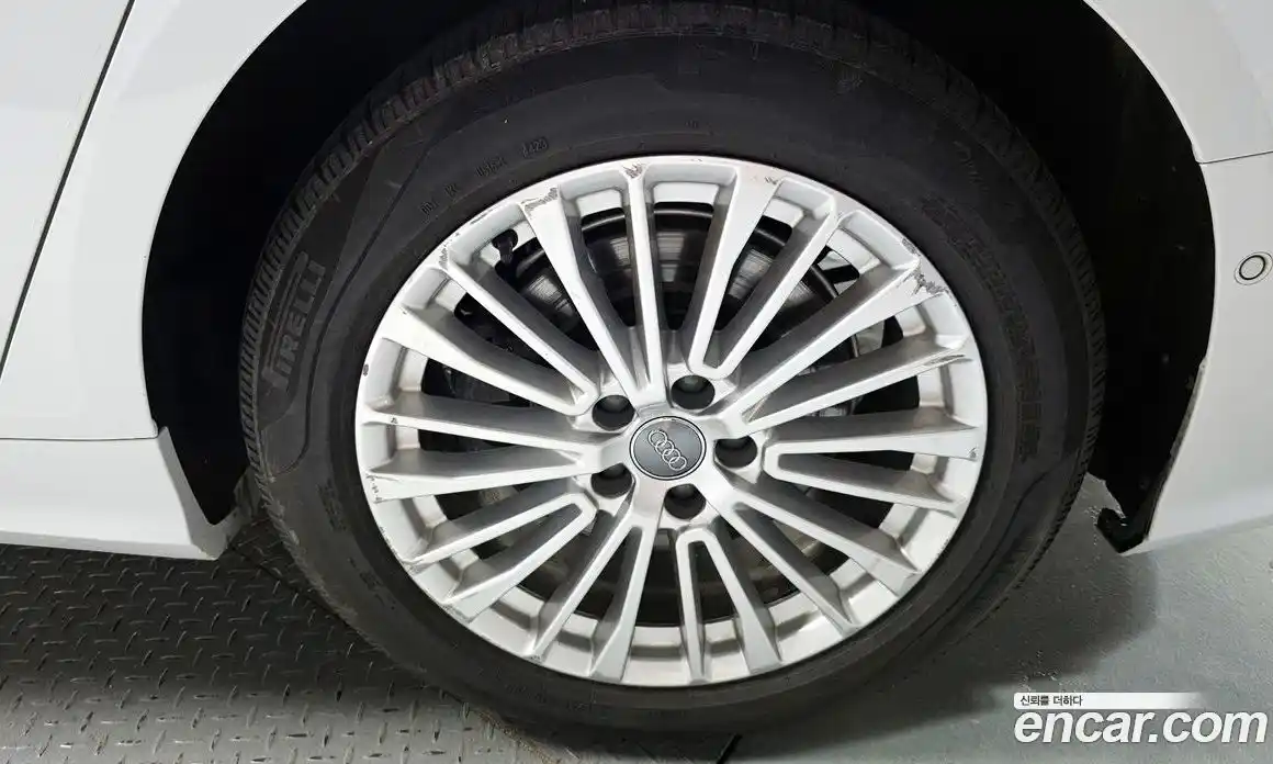 Audi A6 2021 2.0 автомат (гидро), фото 7