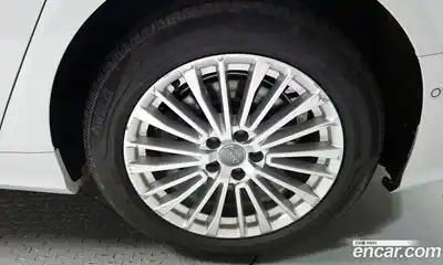 Audi A6 2021 2.0 автомат (гидро), миниатюра 7