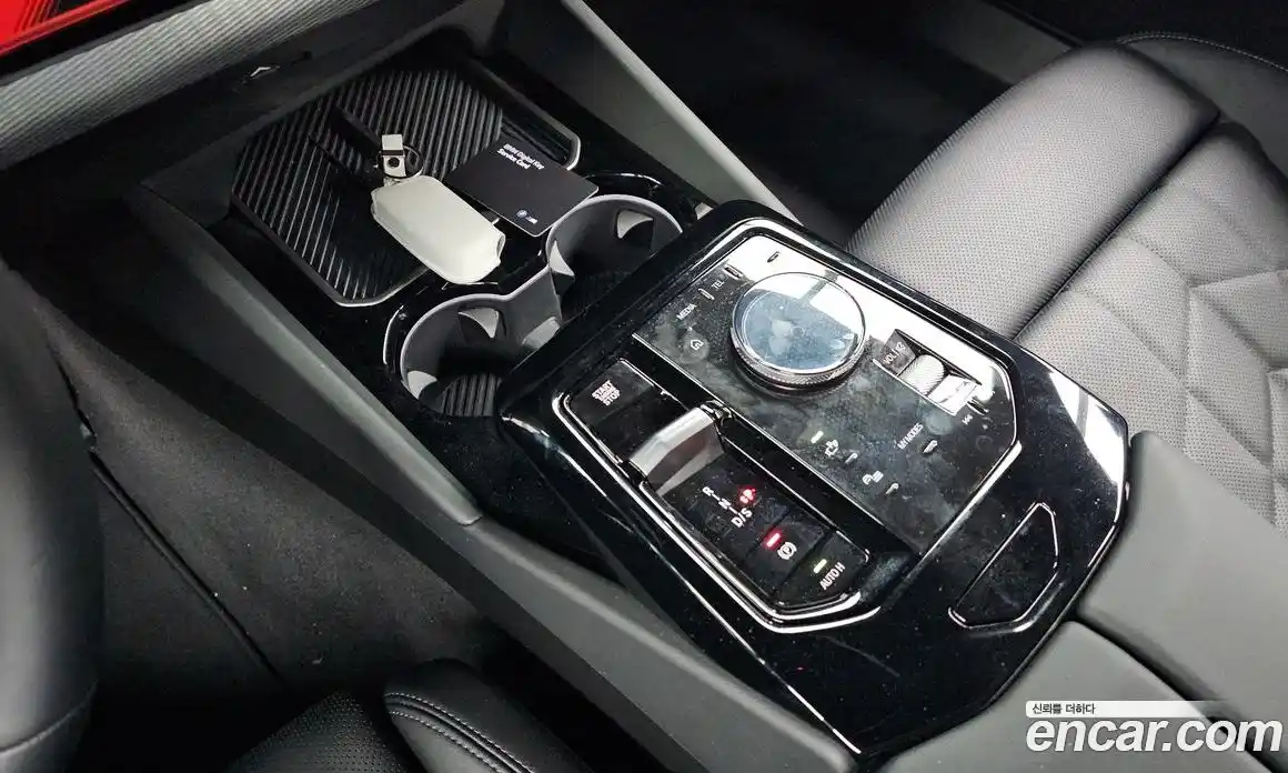 BMW 5 серия 2025 2.0 автомат (гидро), фото 9