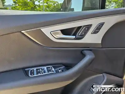Audi Q7 2019 2.0 автомат (гидро), миниатюра 12