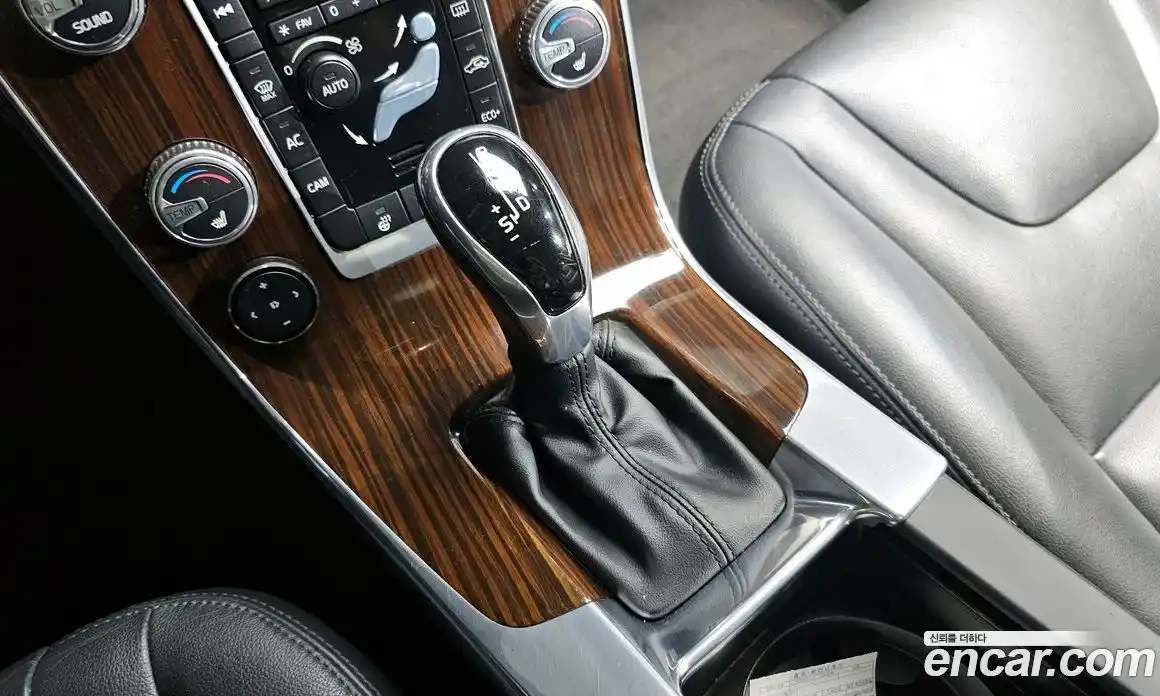 Volvo S60 2018 2.0 автомат (гидро), фото 12