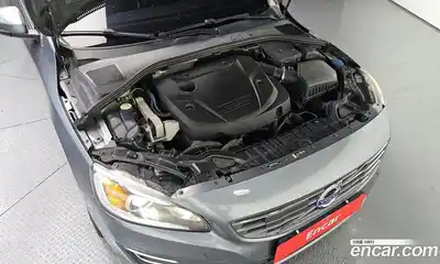 Volvo S60 2018 2.0 автомат (гидро), миниатюра 6