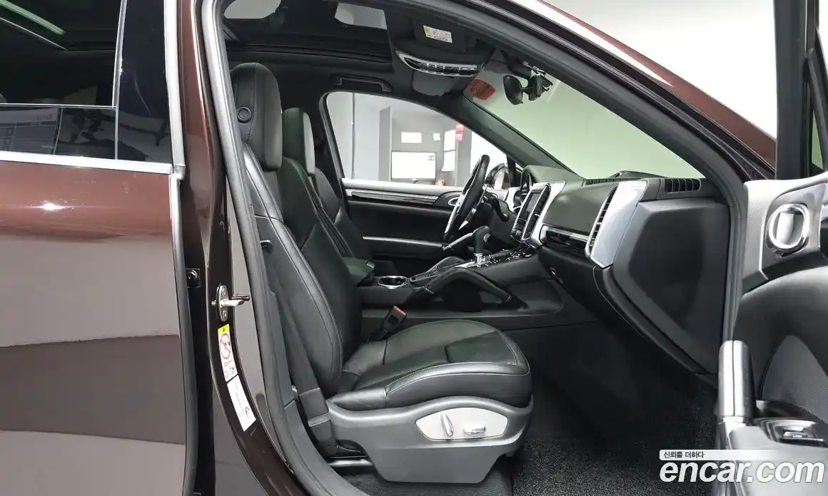Porsche Cayenne 2016 3.0 автомат (гидро), фото 15