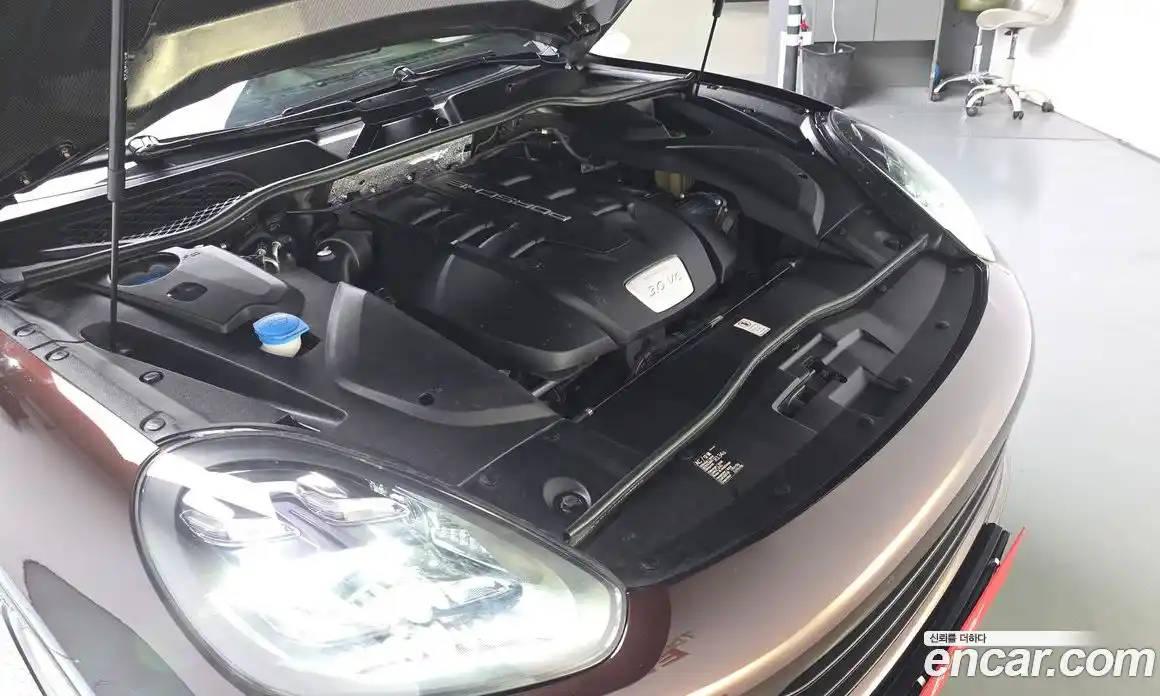 Porsche Cayenne 2016 3.0 автомат (гидро), фото 5