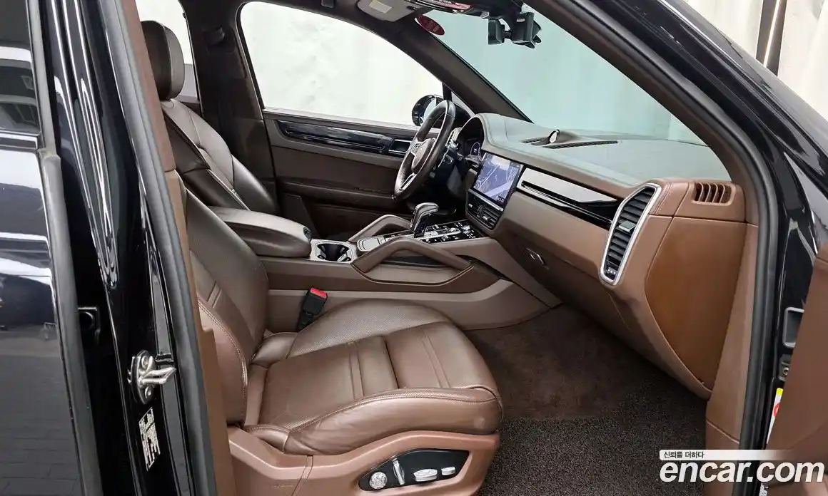 Porsche Cayenne 2019 3.0 автомат (гидро), фото 17