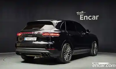 Porsche Cayenne 2019 3.0 автомат (гидро), миниатюра 2