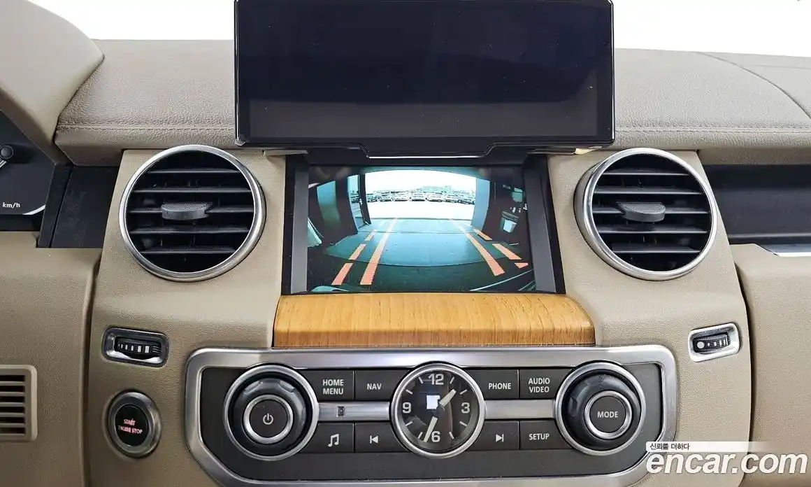Land Rover Discovery 2012 3.0 автомат (гидро), фото 15