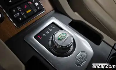 Land Rover Discovery 2012 3.0 автомат (гидро), миниатюра 9