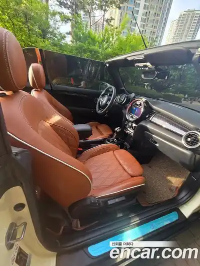 Mini Cooper Convertible 2019 2.0 автомат (гидро), миниатюра 12