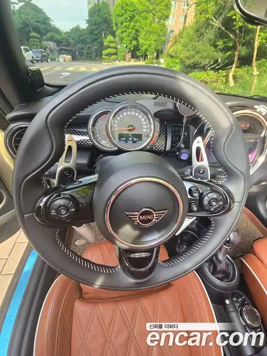 Mini Cooper Convertible 2019 2.0 автомат (гидро), фото 15