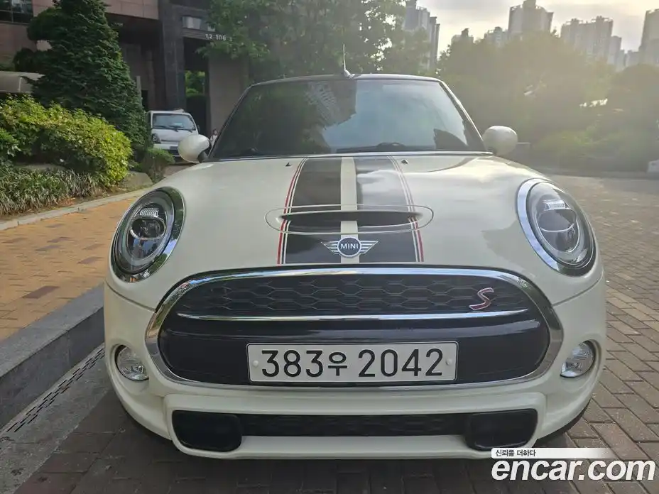 Mini Cooper Convertible 2019 2.0 автомат (гидро), фото 3