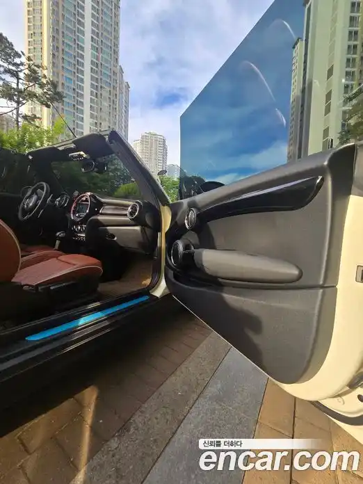 Mini Cooper Convertible 2019 2.0 автомат (гидро), фото 10