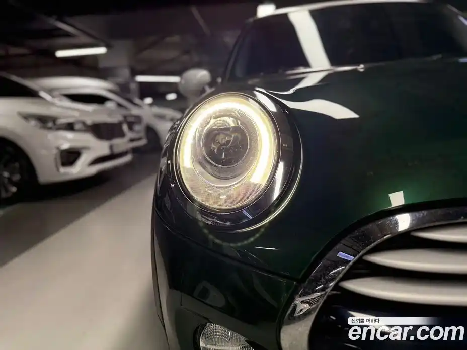 Mini Cooper 2015 1.5 автомат (гидро), фото 16