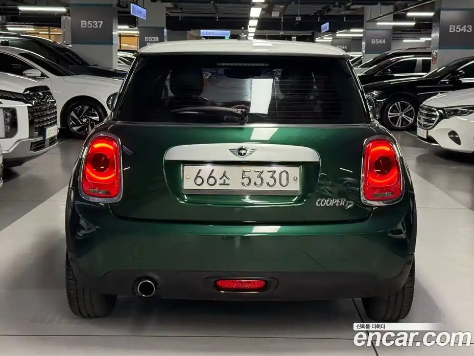 Mini Cooper 2015 1.5 автомат (гидро), фото 4