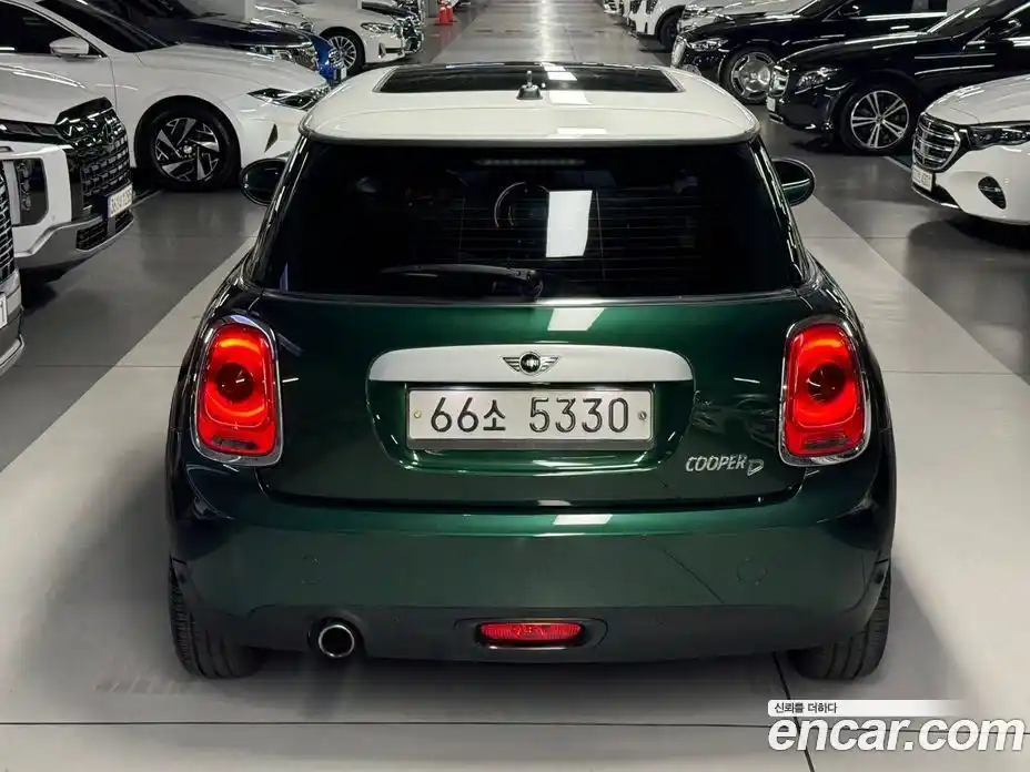 Mini Cooper 2015 1.5 автомат (гидро), фото 6