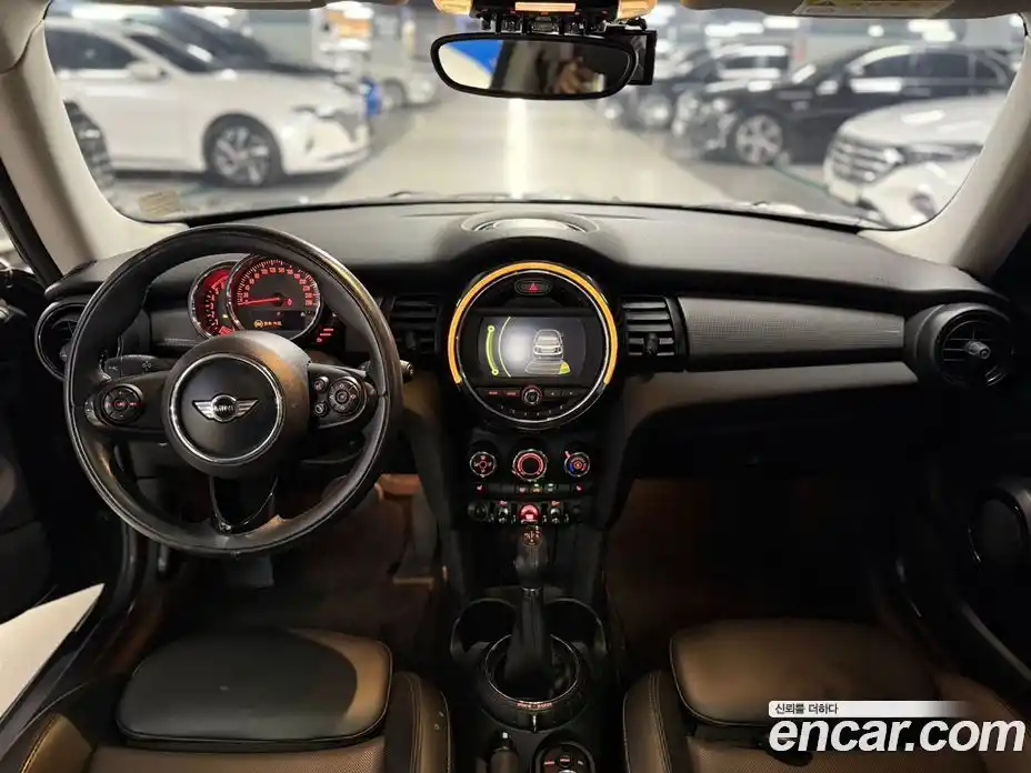 Mini Cooper 2015 1.5 автомат (гидро), фото 7