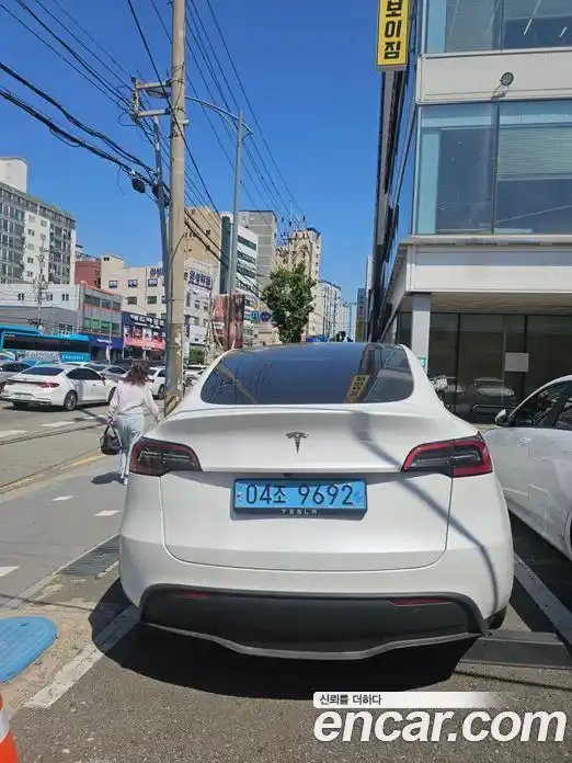 Tesla Model Y 2024 гидро, фото 4
