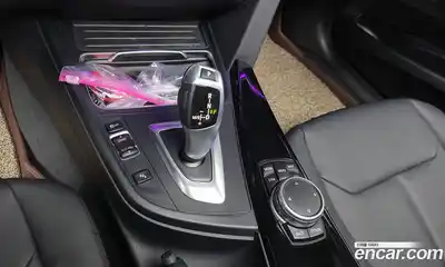 BMW 3 серия 2017 2.0 автомат (гидро), миниатюра 9