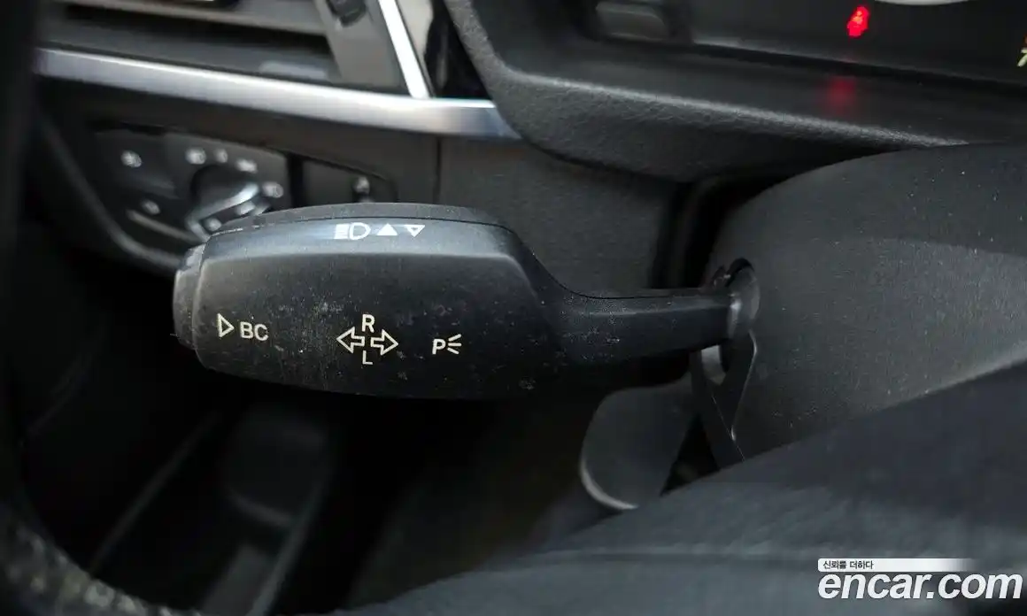 BMW 3 серия 2016 2.0 автомат (гидро), фото 18