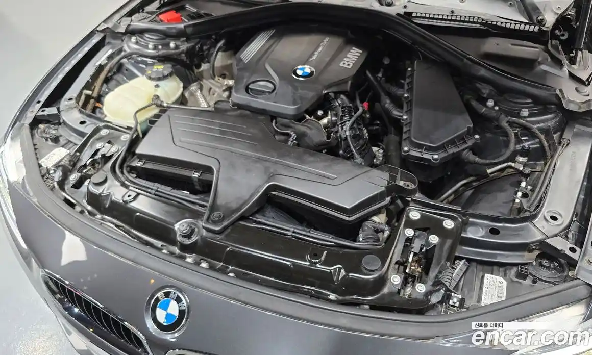 BMW 3 серия 2016 2.0 автомат (гидро), фото 6