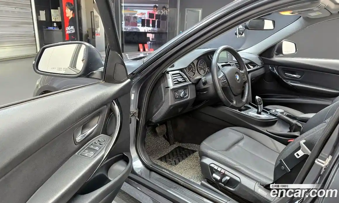 BMW 3 серия 2016 2.0 автомат (гидро), фото 10