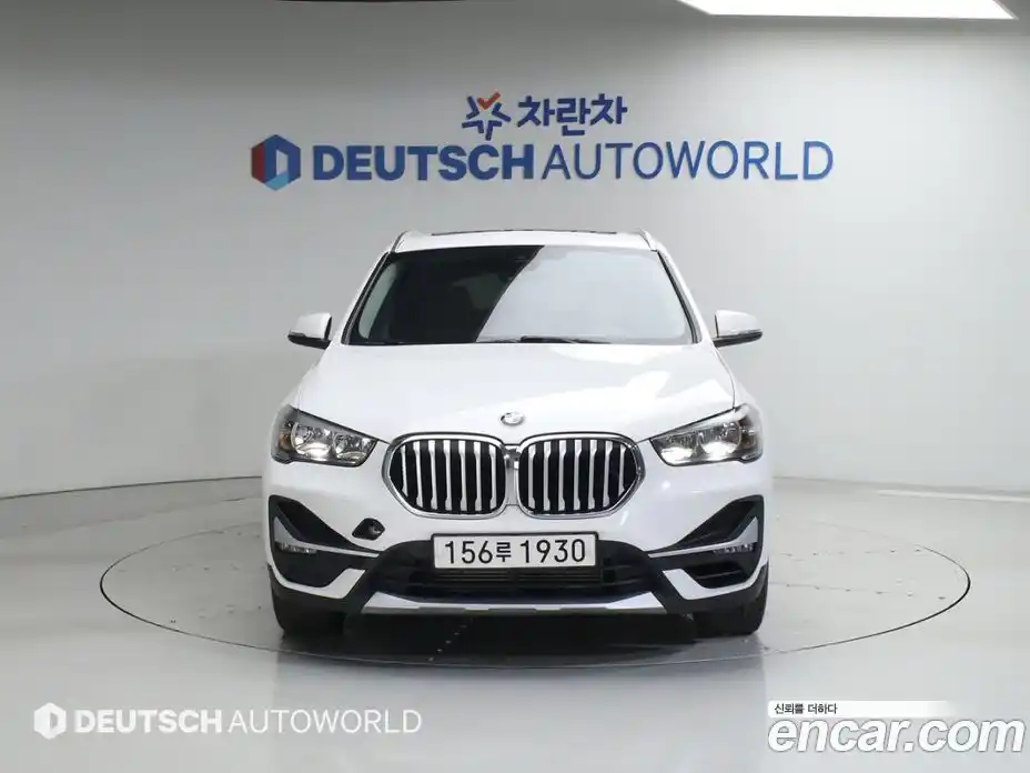 BMW X1 2022 2.0 автомат (гидро), фото 3