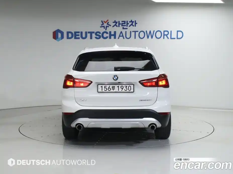 BMW X1 2022 2.0 автомат (гидро), фото 4