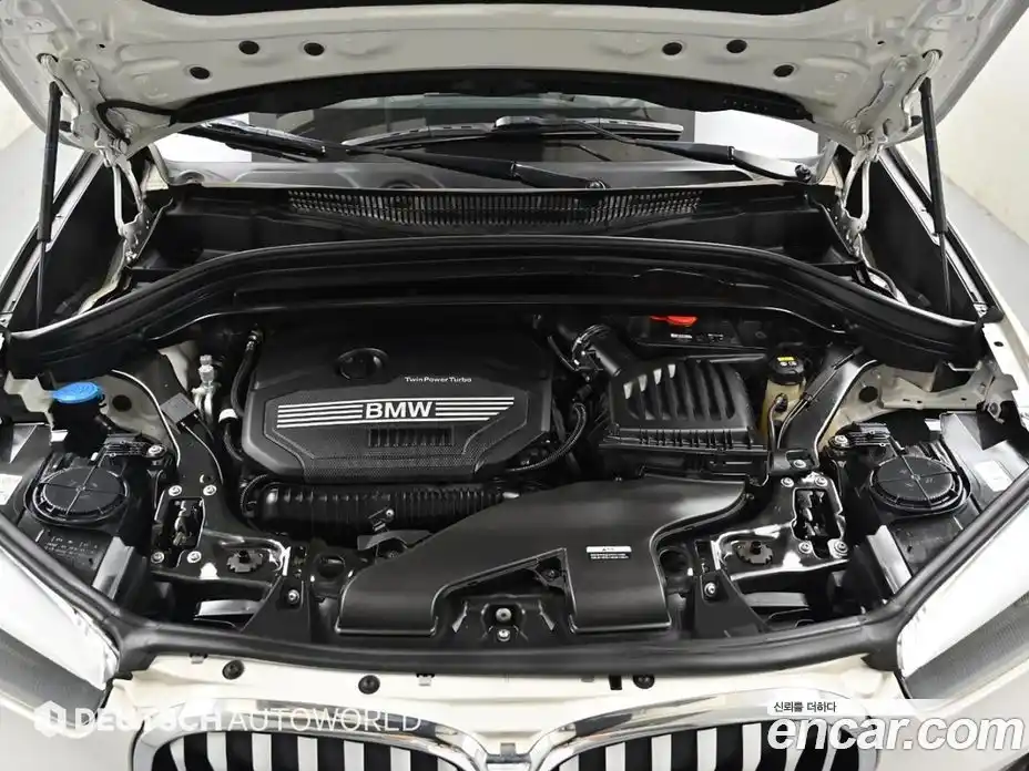 BMW X1 2022 2.0 автомат (гидро), фото 6
