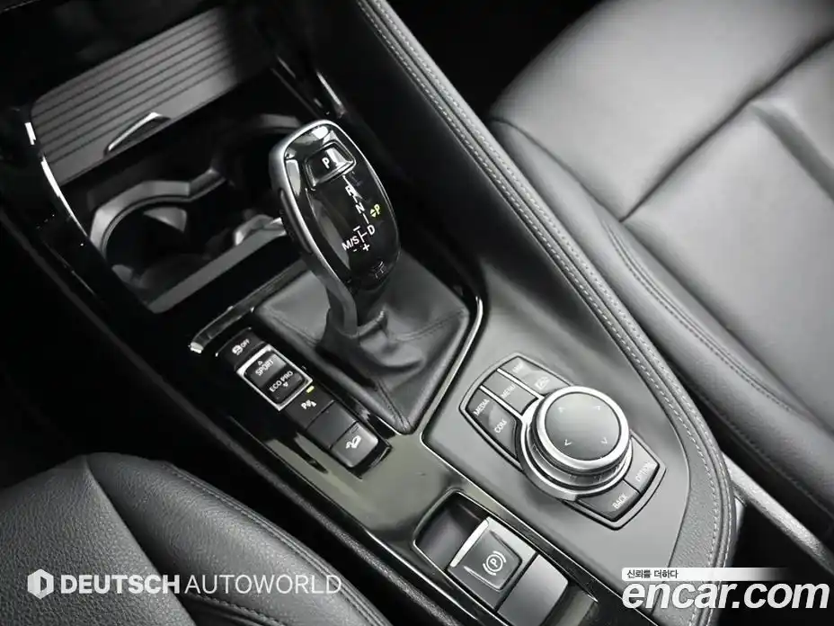 BMW X1 2022 2.0 автомат (гидро), фото 9