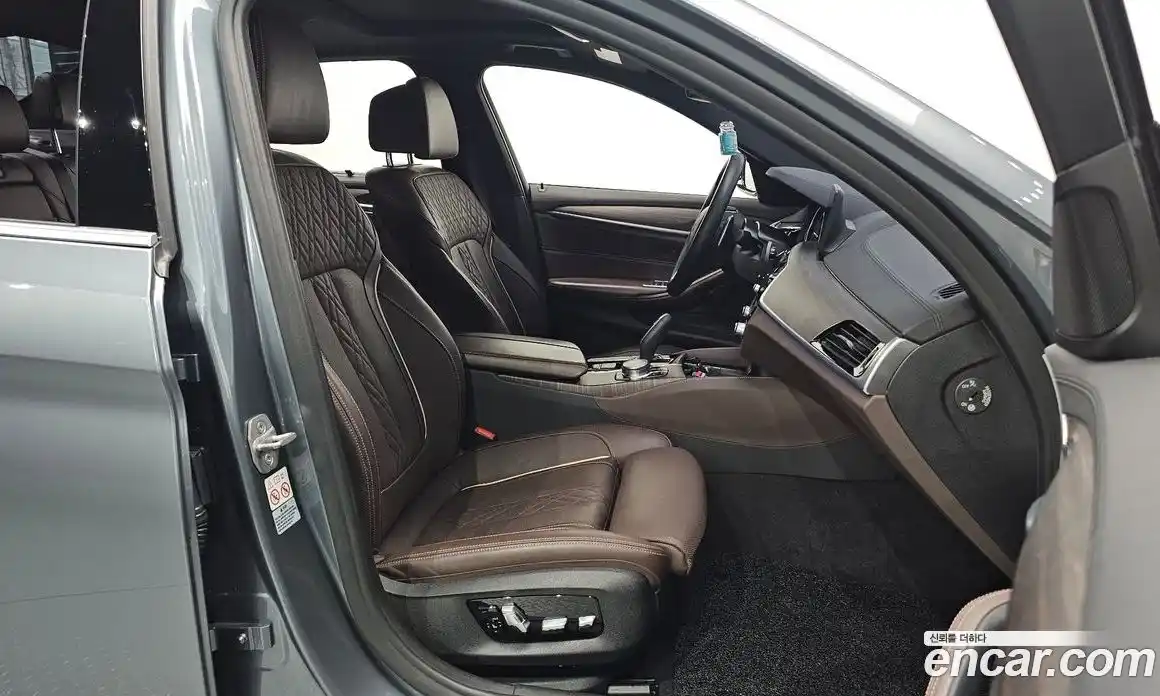 BMW 5 серия 2018 2.0 автомат (гидро), фото 12