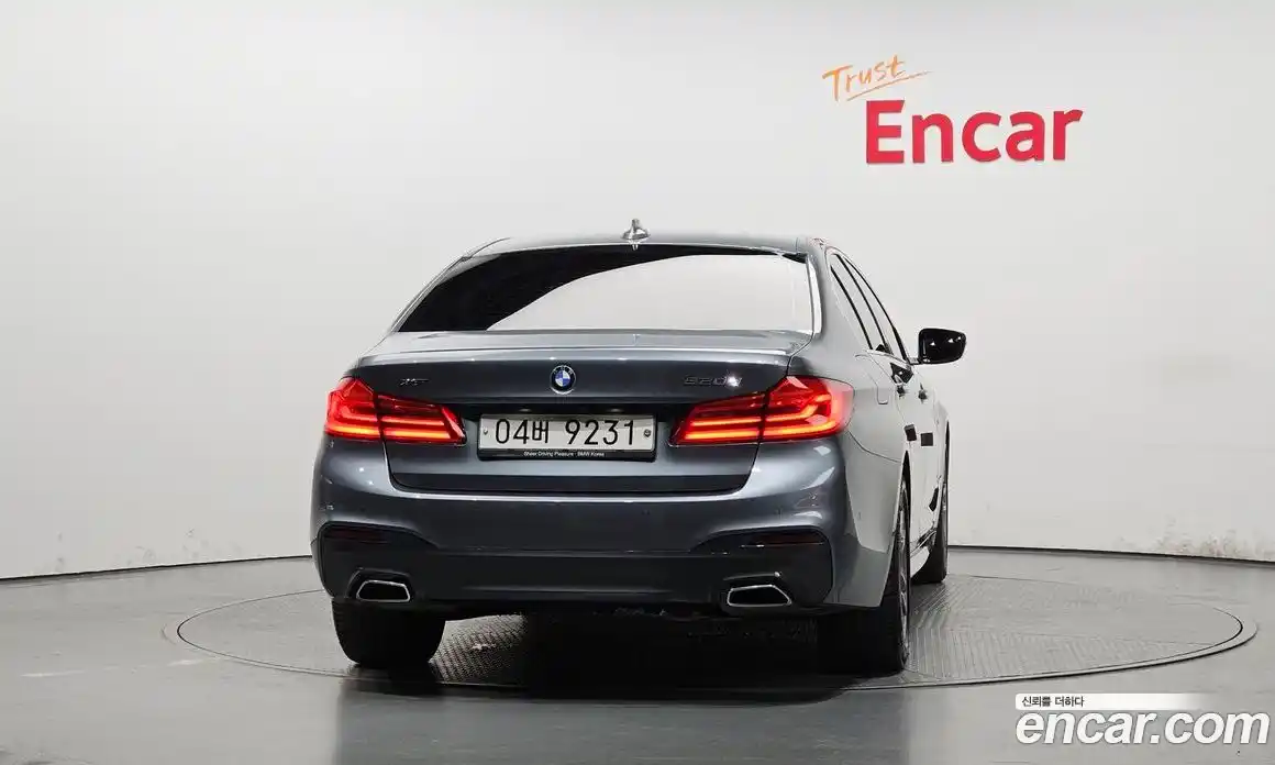BMW 5 серия 2018 2.0 автомат (гидро), фото 3