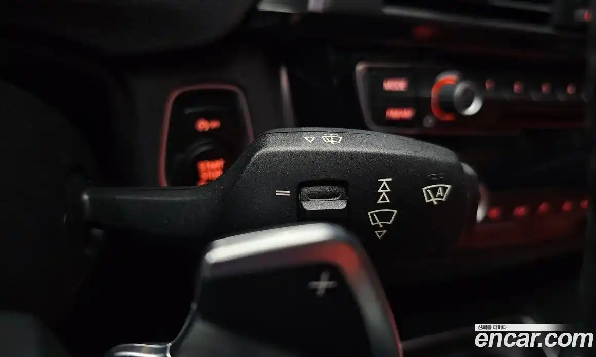 BMW 3 серия 2016 2.0 автомат (гидро), фото 17