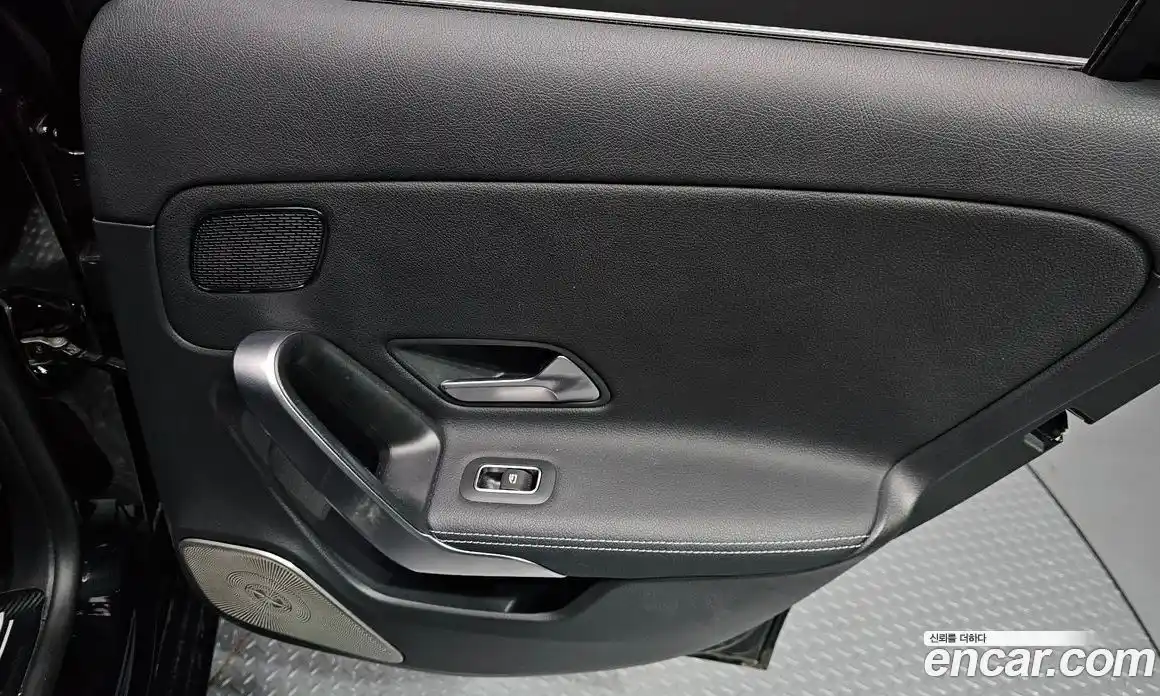 Mercedes-Benz A-Class 2021 2.0 гидро, фото 15 Mercedes-Benz A-Class 2021 2.0 гидро, фото 15
