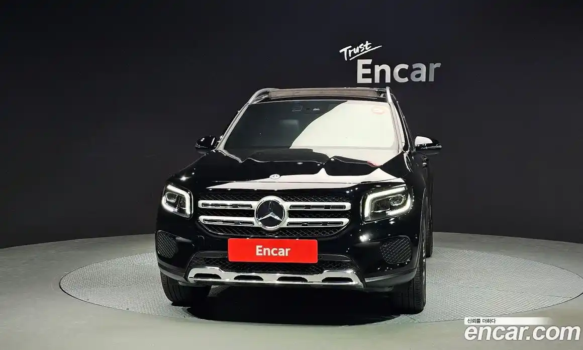 Mercedes-Benz GLB-Class 2021 2.0 гидро, фото 3 Mercedes-Benz GLB-Class 2021 2.0 гидро, фото 3