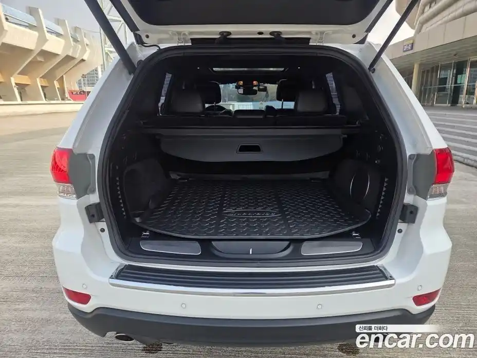 Jeep Cherokee 2017 3.6 автомат (гидро), фото 5