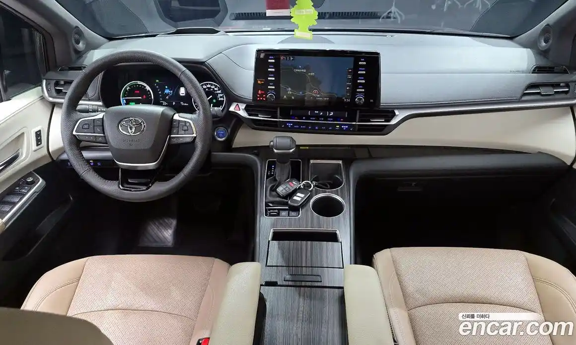Toyota Sienna 2023 2.5 гидро, фото 7